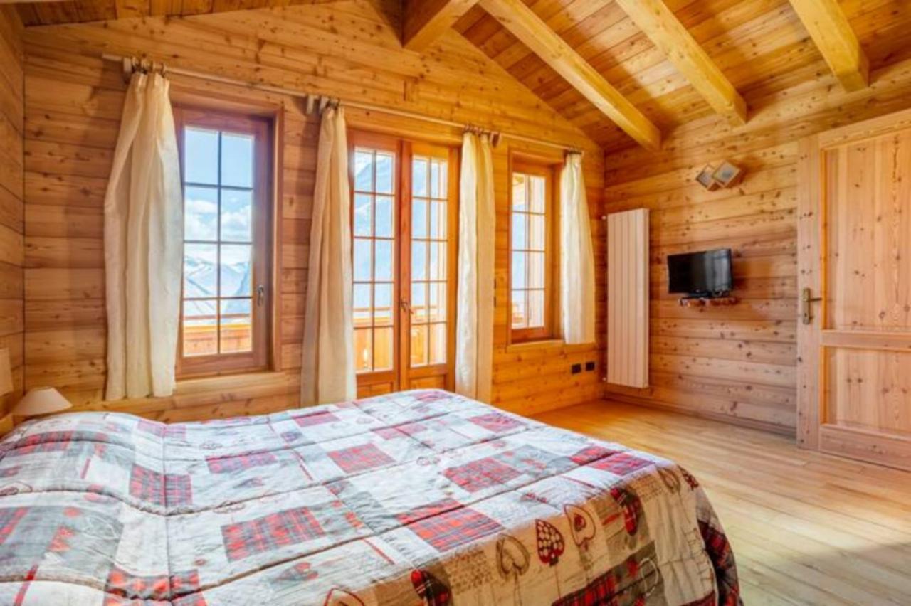 B&B Chalet Il Picchio Varzo Exterior photo